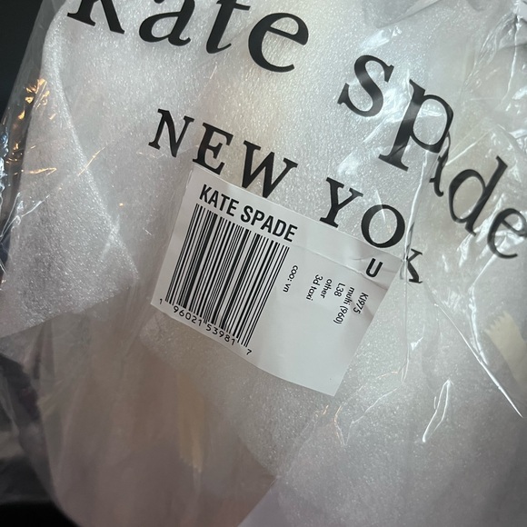 Kate Spade NYC 3D Taxi Crossbody🚕 - Picture 7 of 8